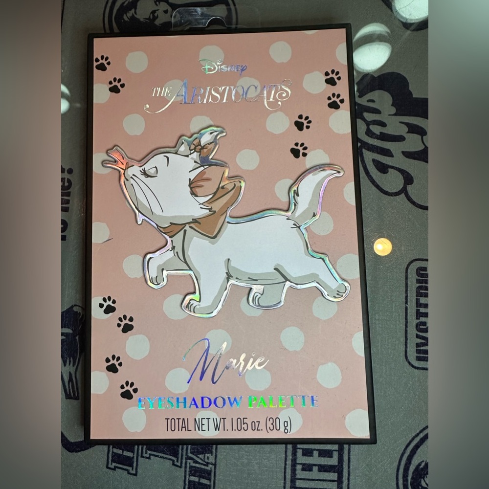 ⚡️Disney The Aristocats Marie Eyeshadow Palette COLLECTOR EDITION